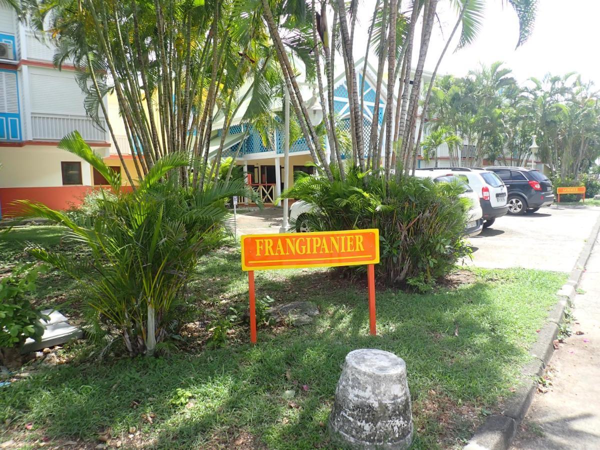 Ti Kaz Emeraude - Mer, Soleil Et Sable Fin, Piscine Et Tennis Saint-Francois  Ngoại thất bức ảnh